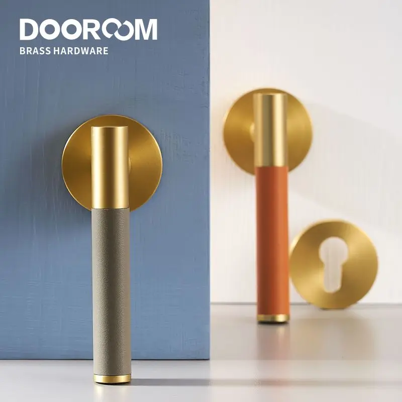 Фото Дверной комплект Dooroom: латунный рычажный замок с кожаной ручкой, современный, легкий люкс, разноцветный, для интерьера спальни и ванной, деревянная ручка-муляж №1