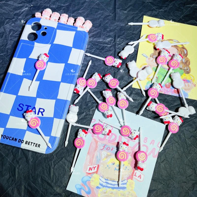 

5 шт. Sanrioed Hellokitty Милая мини-игрушка для леденцов и вилок «сделай сам», крем, строительный клей, чехол, наклейка для холодильника, материал, акс...