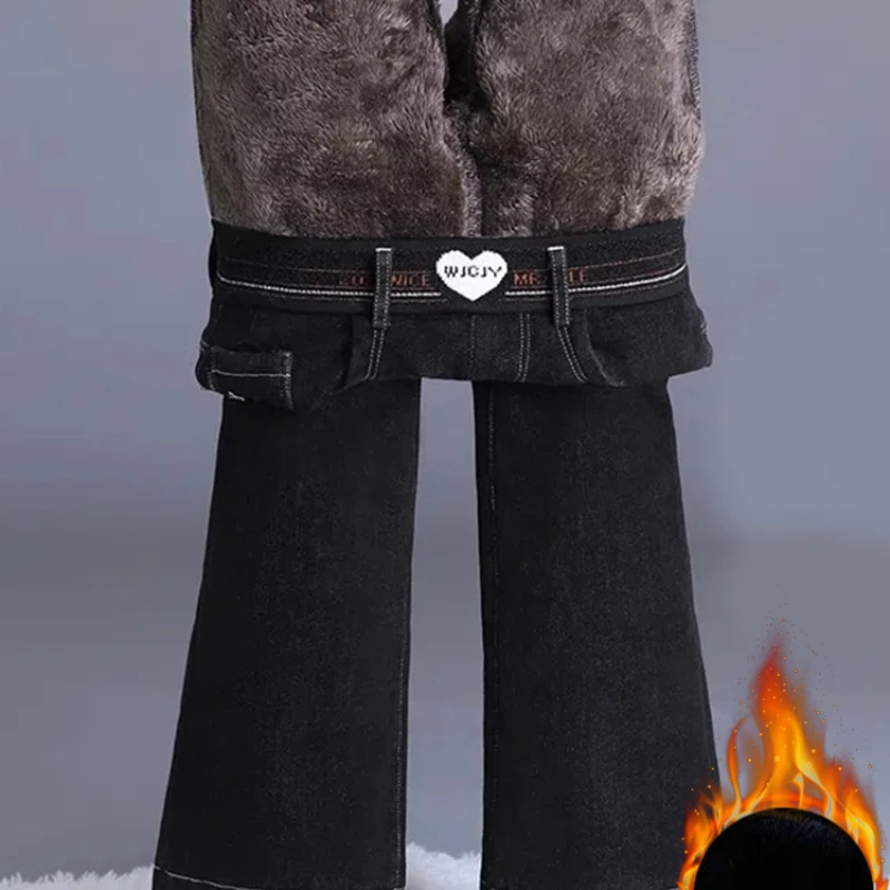 Зимние теплые утепленные Бархатные расклешенные джинсовые брюки обтягивающие
