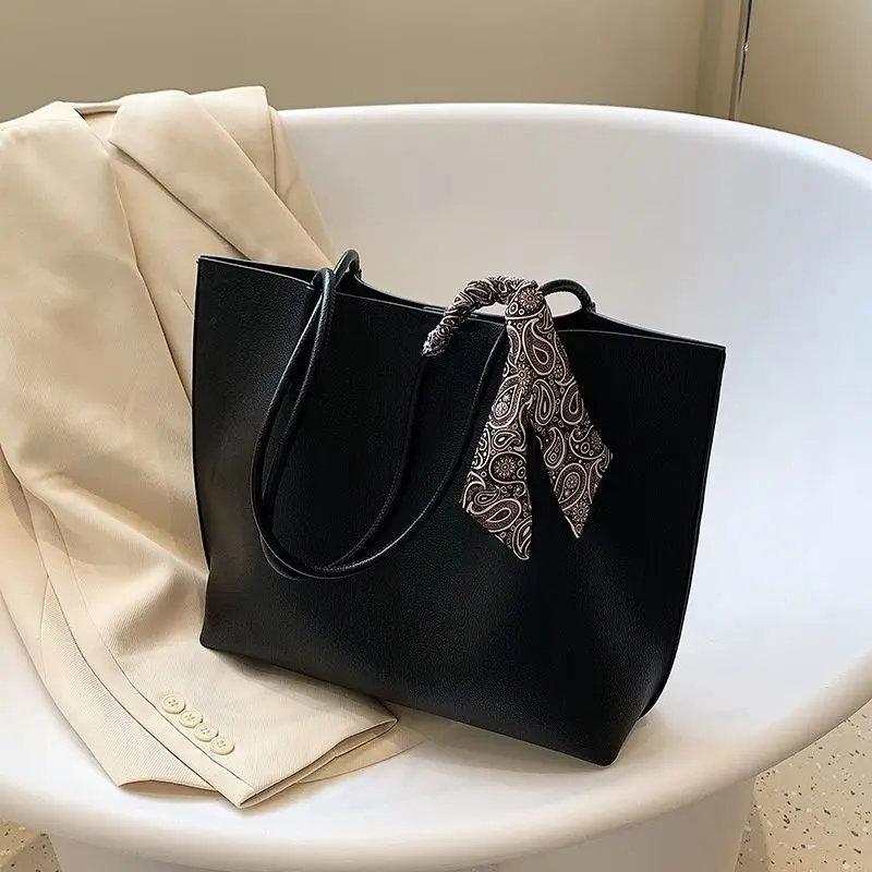 2022 new fashion all-match one-shoulder tote bag simple student casual large-capacity all-match portable