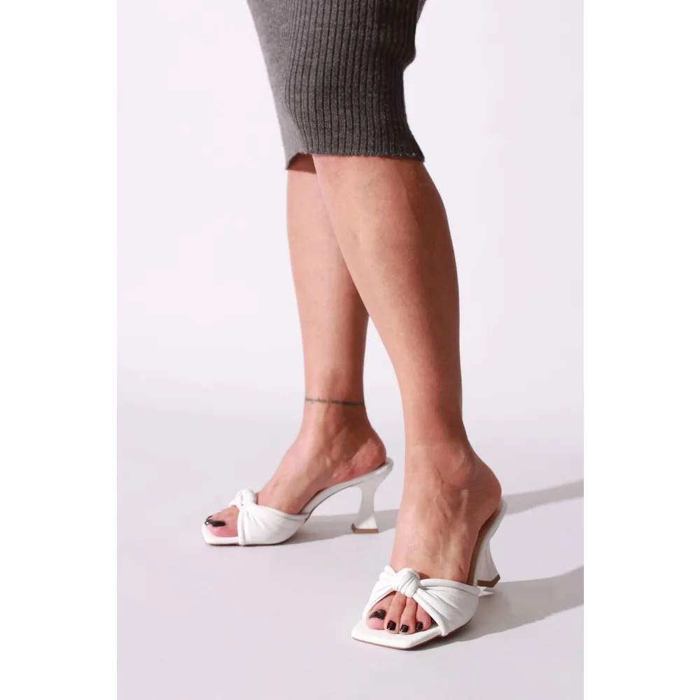 Dorlie Plus White Skin Women 'S Slippers