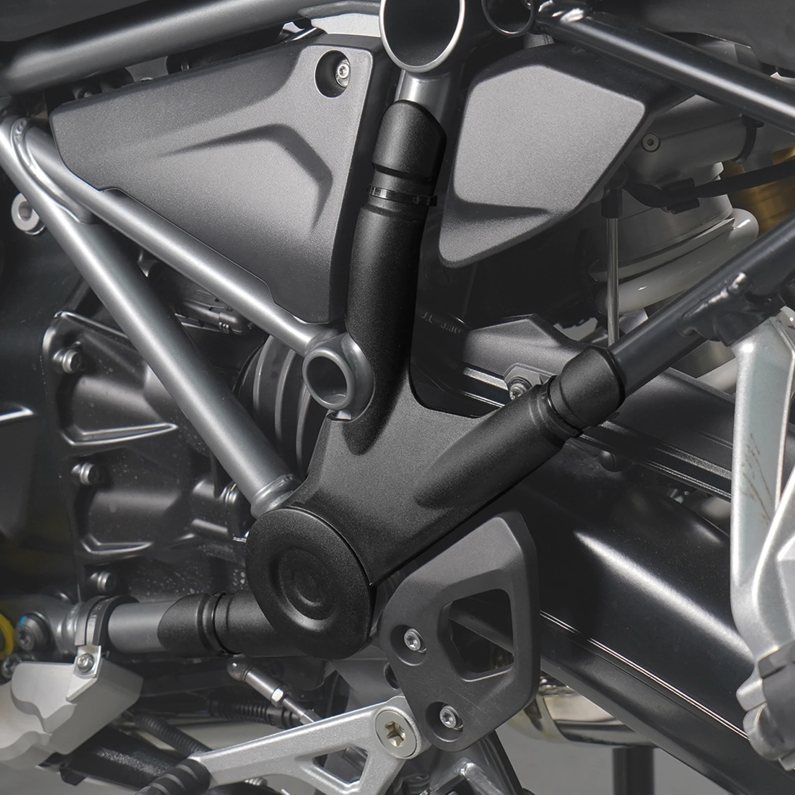 Фото Для BMW R1200 R1250 GS GSA R1200GS/Adventure Защитная крышка рамы Защитная крышка рамы для BMW R1250GS Adventure R1200GSA R1250GSA №3