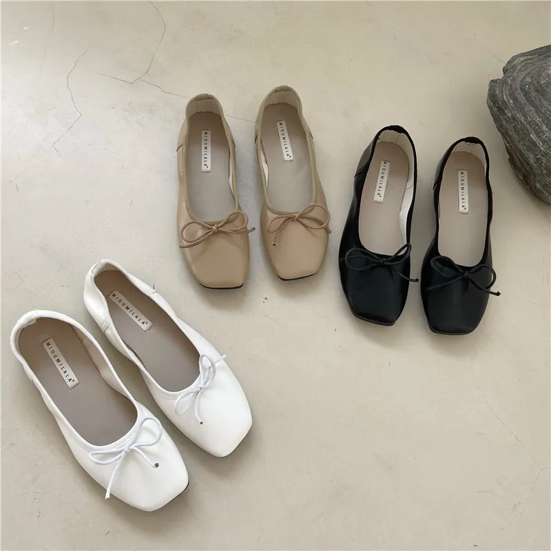 

Womens Sneakers Shoes Roses 2022 Casual Fashion Leisure Shallow Basic Rubber Concise PU Butterfly-knot Low Shoes Women Casual Sn