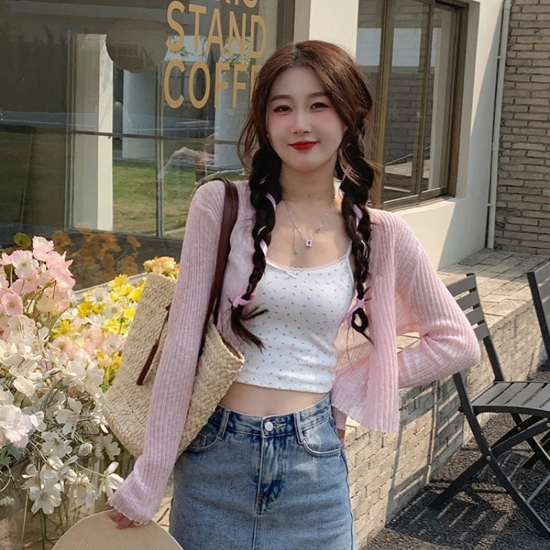 Женский трикотажный кардиган на пуговицах