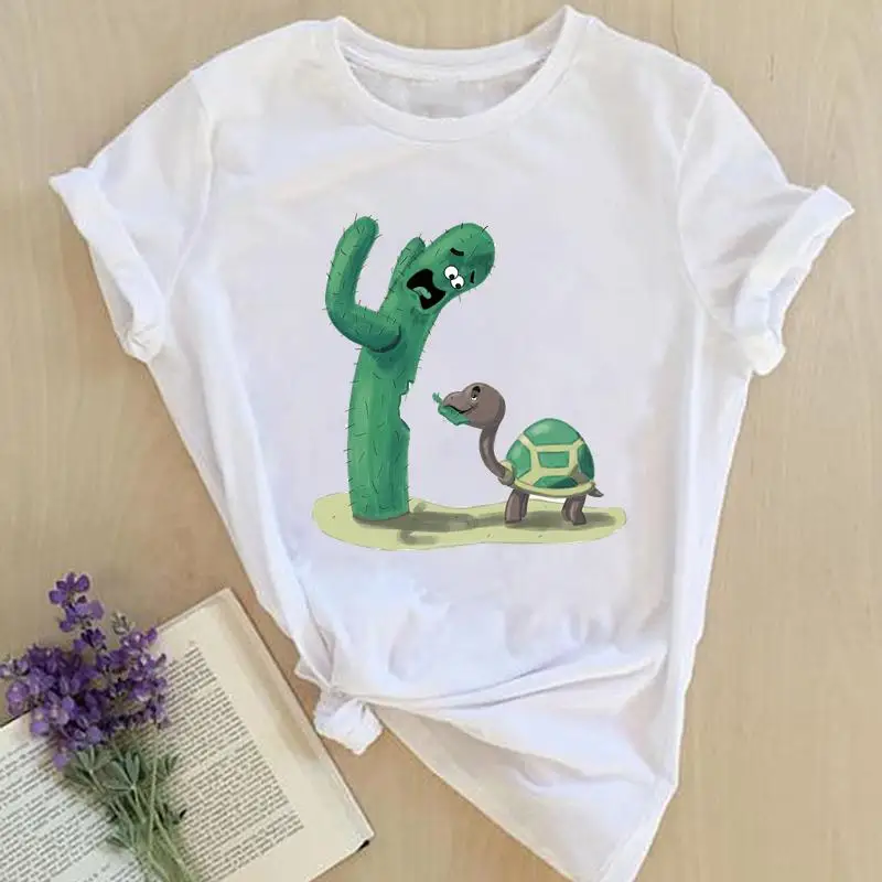 

Футболка женская летняя с коротким рукавом и принтом кактуса