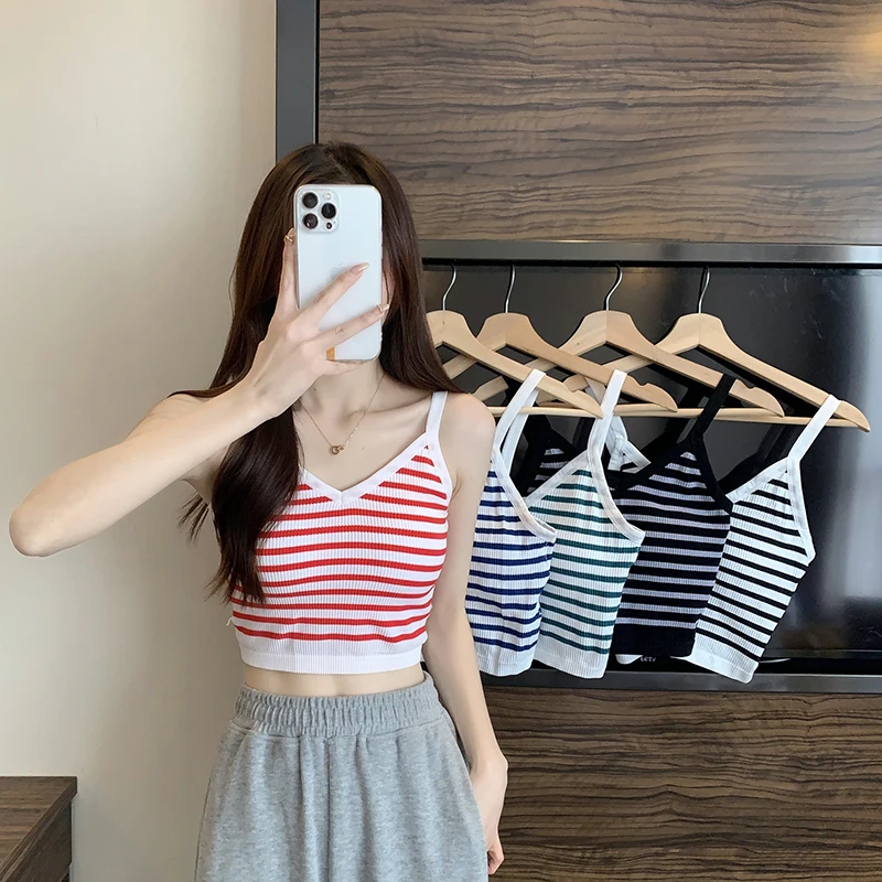 Knitted suspender sweater with bra stripe small suspender vest for women with beautiful back and sweet sexy girl sports jacket