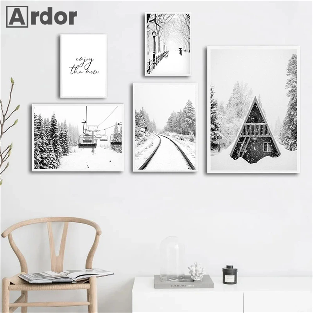 Черный белый зимний пейзаж постер снежный лес хижина рельс лижный подъемник