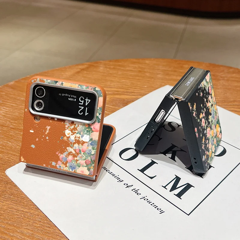 Кожаный текстурированный чехол с романтическими цветами для Samsung Galaxy Z Flip5 Flip6 Flip4