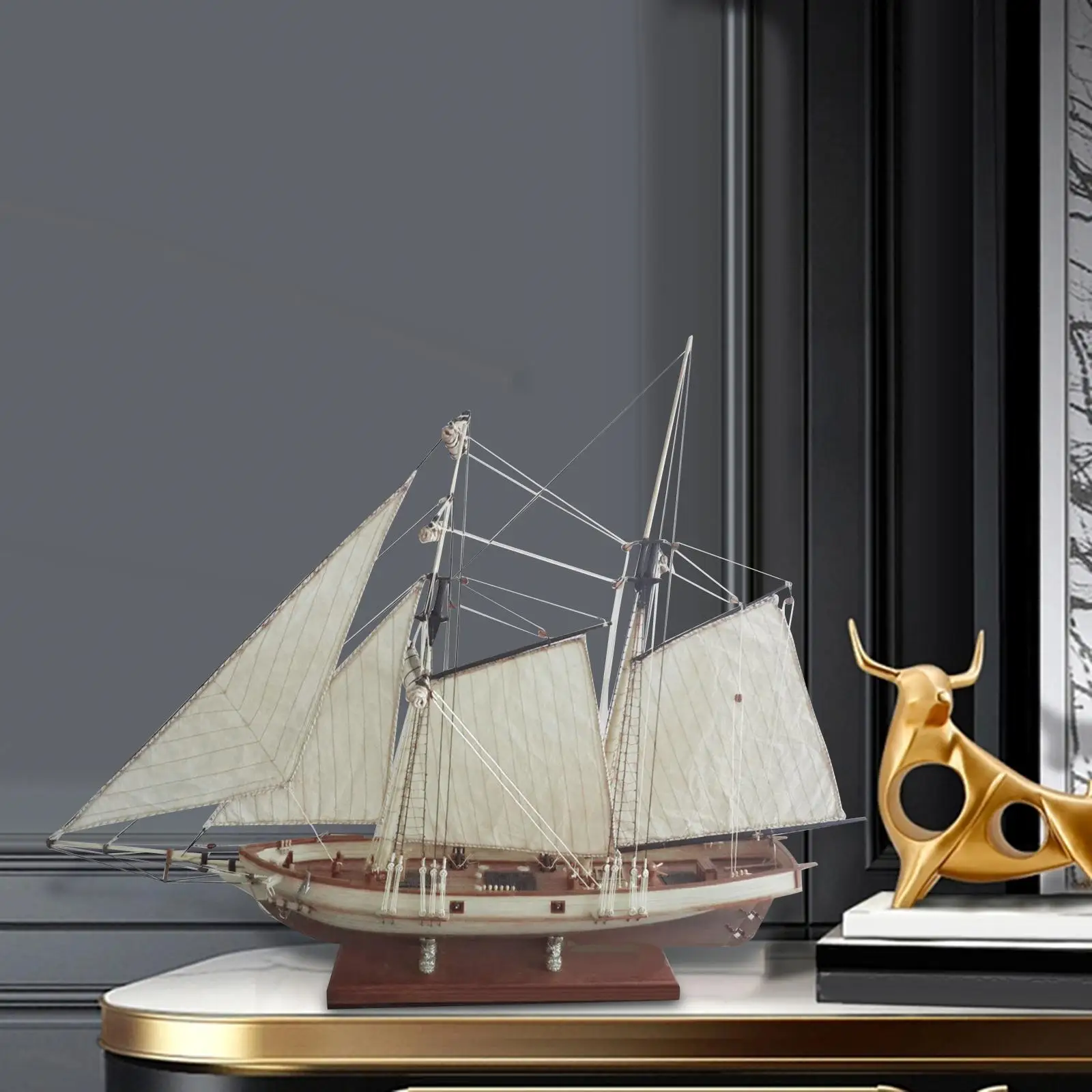 Деревянная парусная лодка в масштабе 1:70