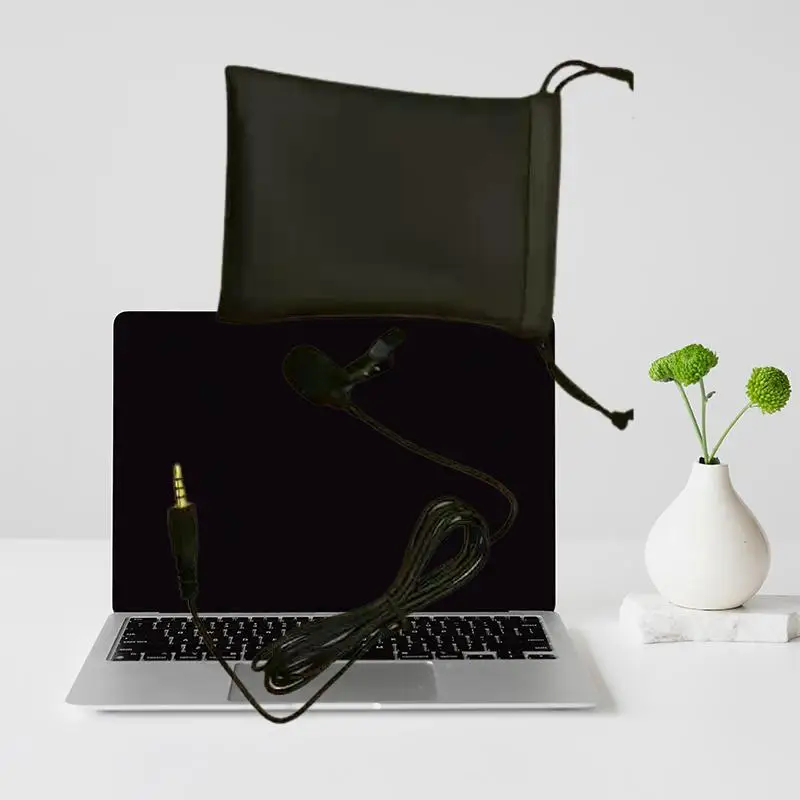

Ultimate Fashion Wired Headset with Microphone, Noise Reduction and Collar Clip - The Perfect Accessory for Your On-the-Go Life