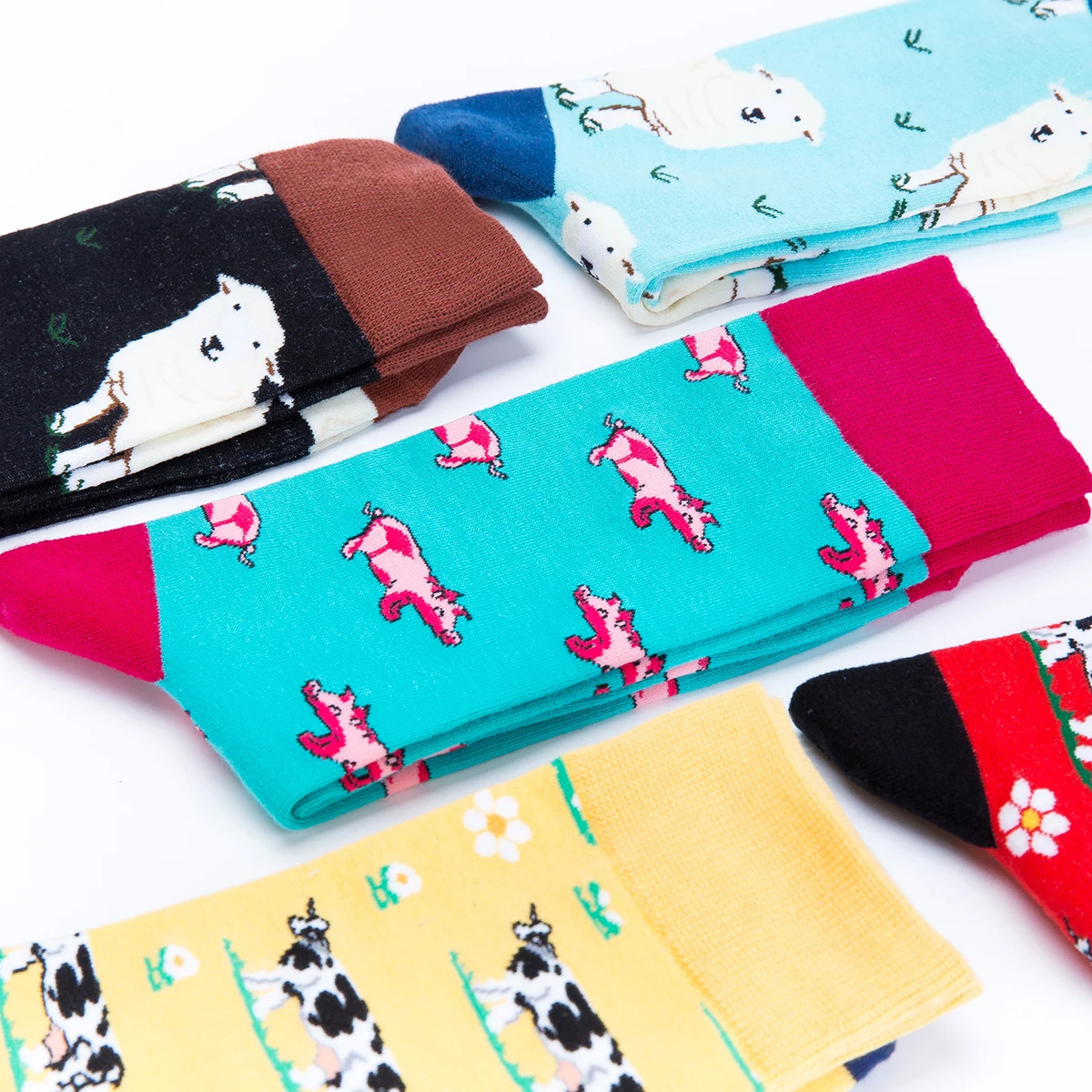 5 Pairs Autumn and Winter New Happy Farm Men Casual Cotton Socks Fashion Colorful Sheep Cows Piglets Women and Men Funny Socks