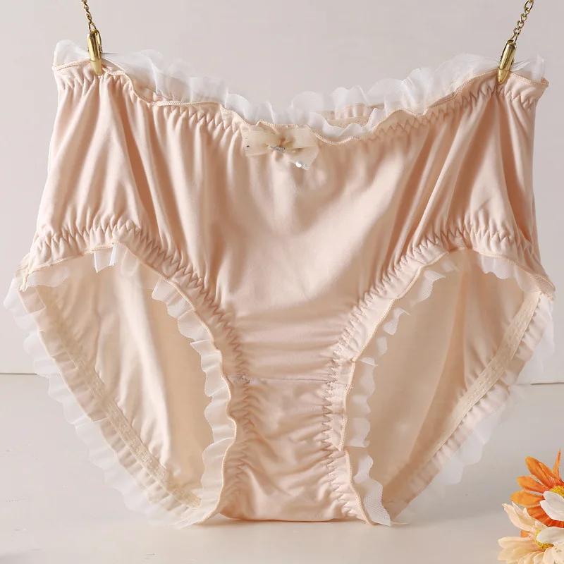 Женские мягкие атласные трусы больших размеров