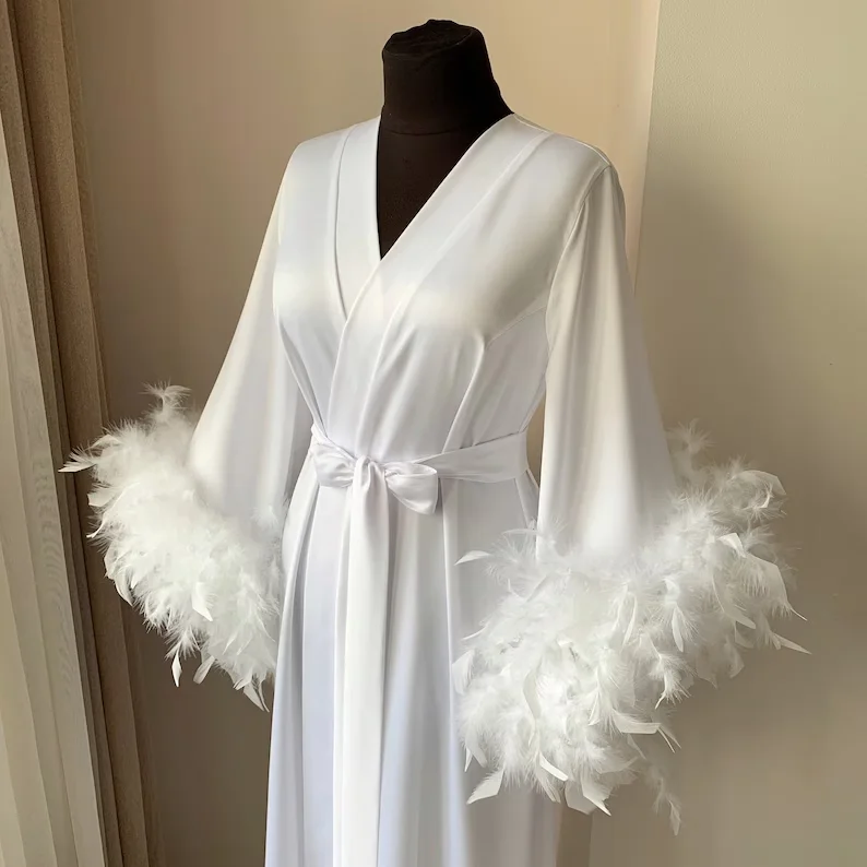 Robe with Feathers for Women Long Silk Robe Bridal Dressing Gown Bridesmaid Gift White Boudoir Wedding Satin Dress Solid Kimonos