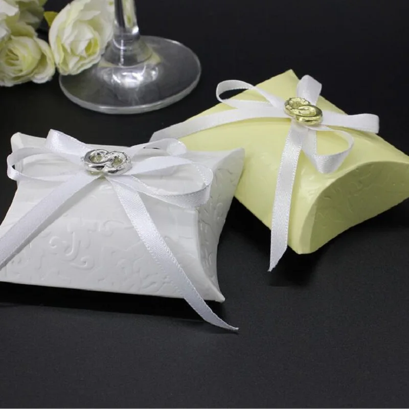 

Golden,White Printing Paper Pillow Favor Gift Box Candy Boxes Paper Gift Box Bag Wedding Party Supply With Rosette Baby Shower