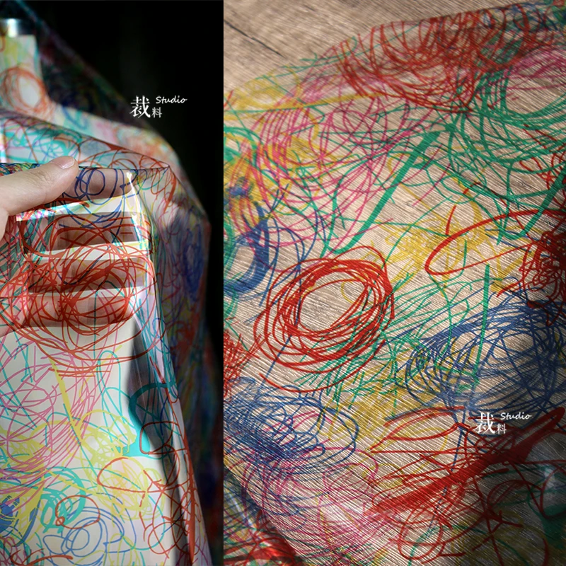 

Transparent Color Printed Fabric Clothing Fashion Trench Coat Membrane Waterproofing Designer Cloth