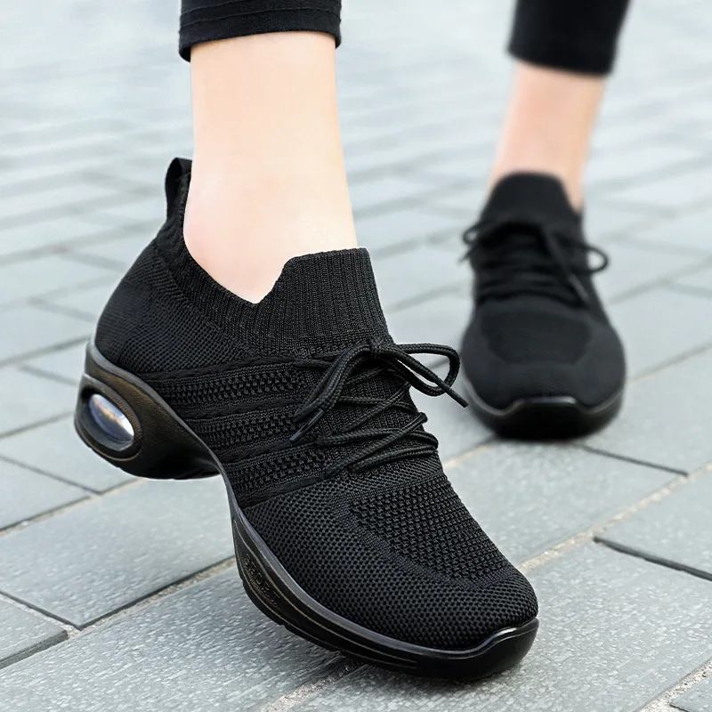Hollow Out Women Vulcanized Shoes Chunky Lightweight and Breathable Summer Athletic Workout Dancing Shoes Female Platform Shoes