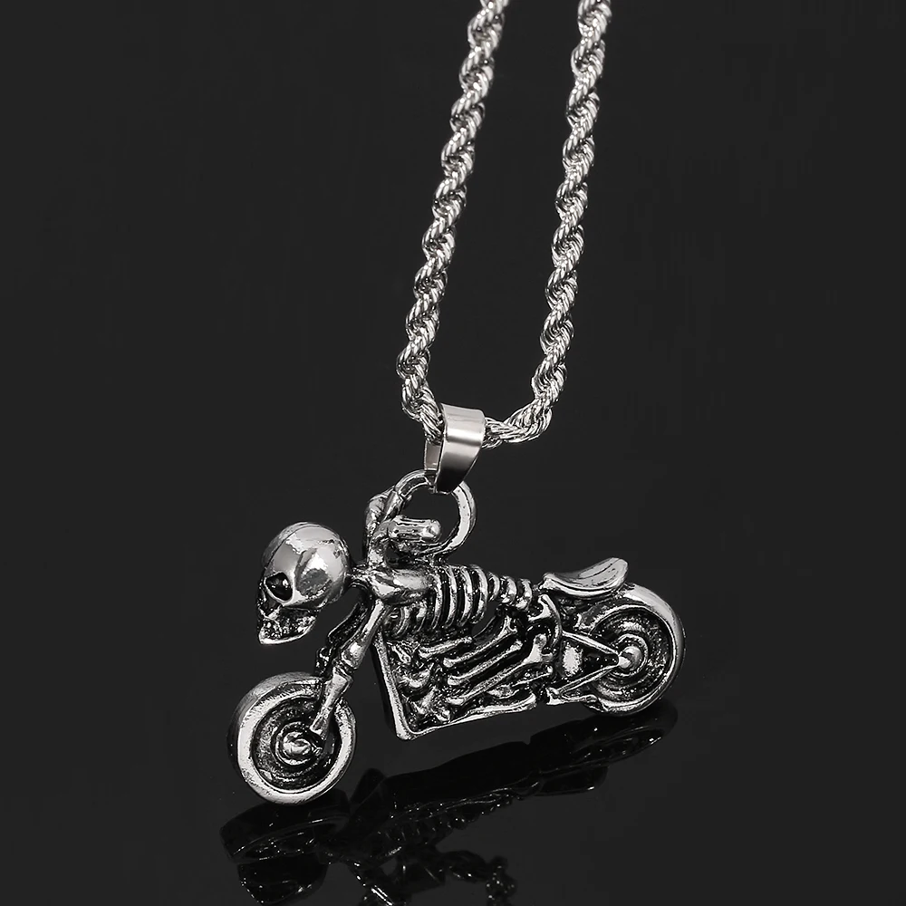

Fashion Vintage Motorcycle Skull Pendant Necklace High Quality Knight Skull Head Necklaces for Men Jewelry Accessories Gifts