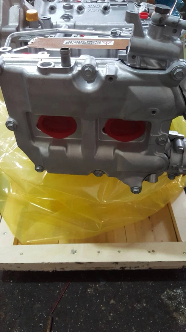 Продам автомобильный двигательОригинальный новый двигатель FB20