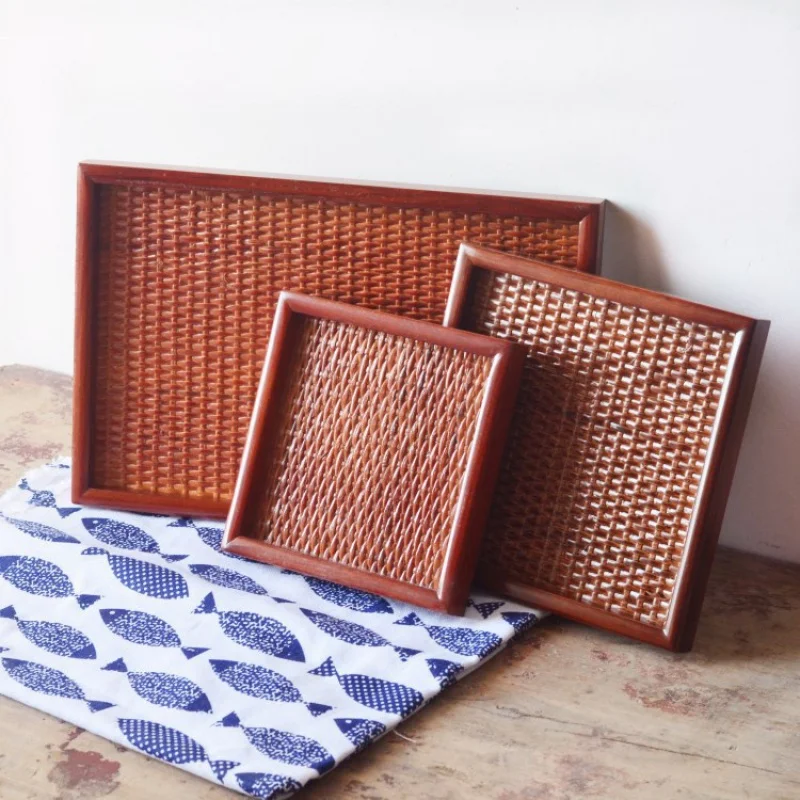 

Handwoven Rattan Storage Tray With Wooden Handle Round Wicker Basket Bread Food Plate Fruit Cake Platter Dinner Serving Tray