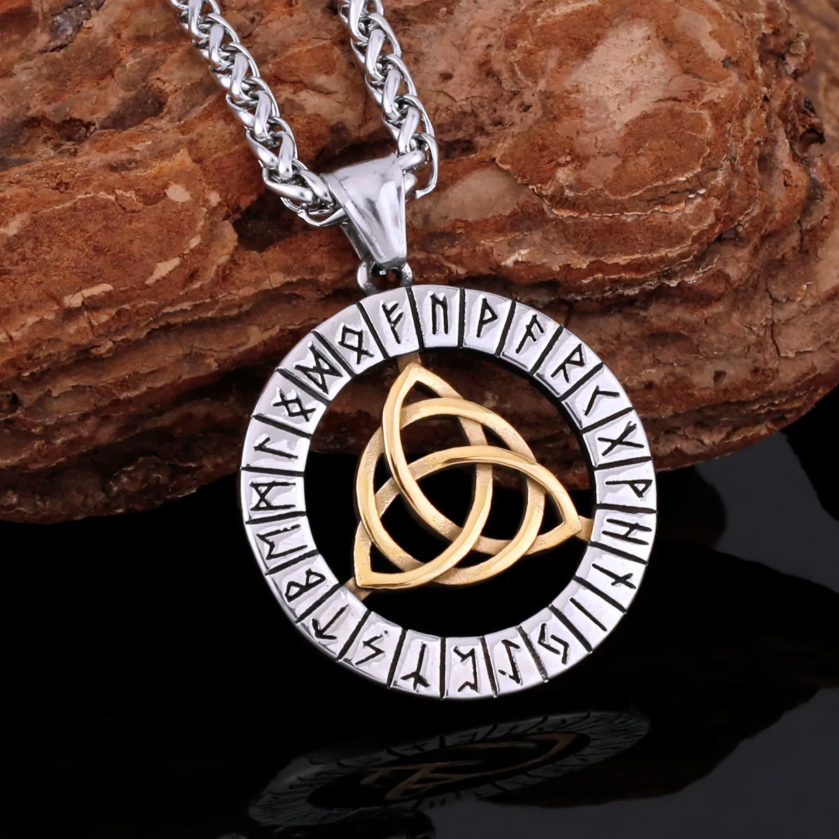 

316L Stainless Steel Compass Viking Necklace Nordic Men's Totem Amulet Fashion Pendant Scandinavian Fashion Jewelry Accessories