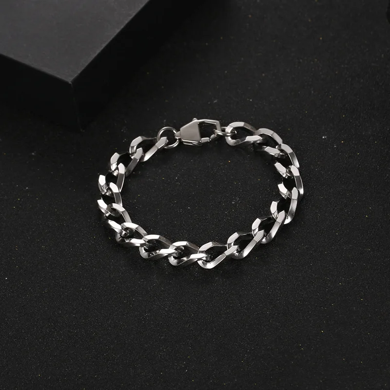 

Special-shaped Titanium Steel Bracelet for Men and Women Ins Niche Design Metal Ring Chain Joker Ladies Jewelry