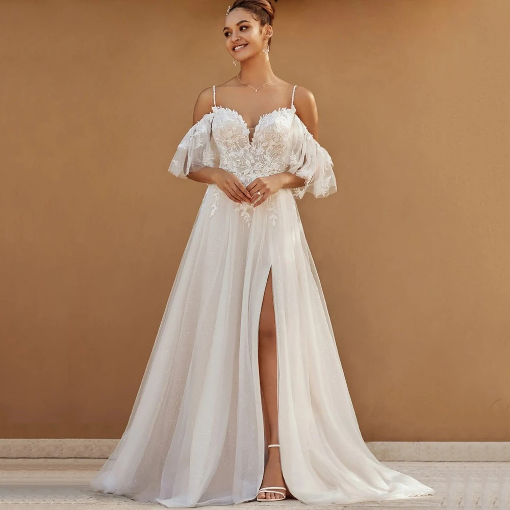 Платье Свадебное ТРАПЕЦИЕВИДНОЕ с открытыми плечами и разрезом сбоку