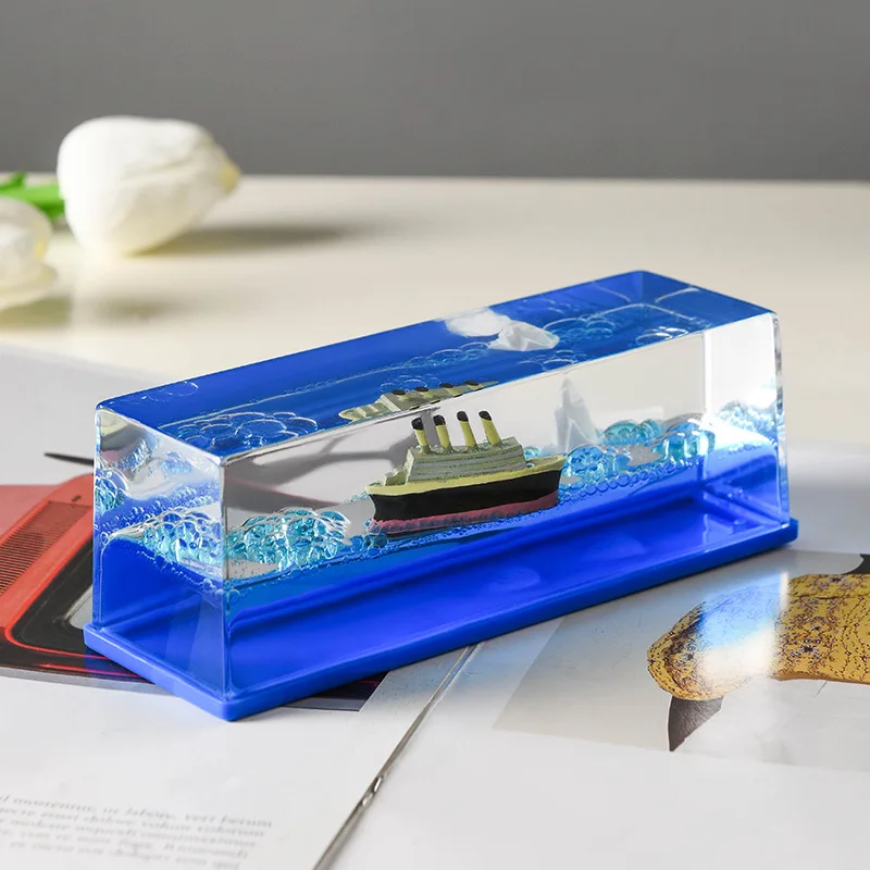 

1Pc Titanic Cruise Ship Model Fluid Floating Cruise Ship Decoration Sinks-Cruise Ship Iceberg Car Home Decor Desk Ornament Gifts