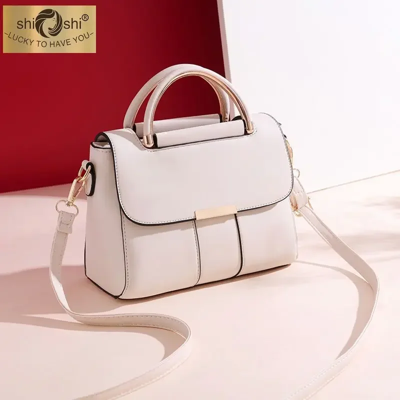 

2023 New Crossbody Shoulder Bag Korean Version Fashion Versatile Women's Handheld Small Square Bag Large Capacity Tide
