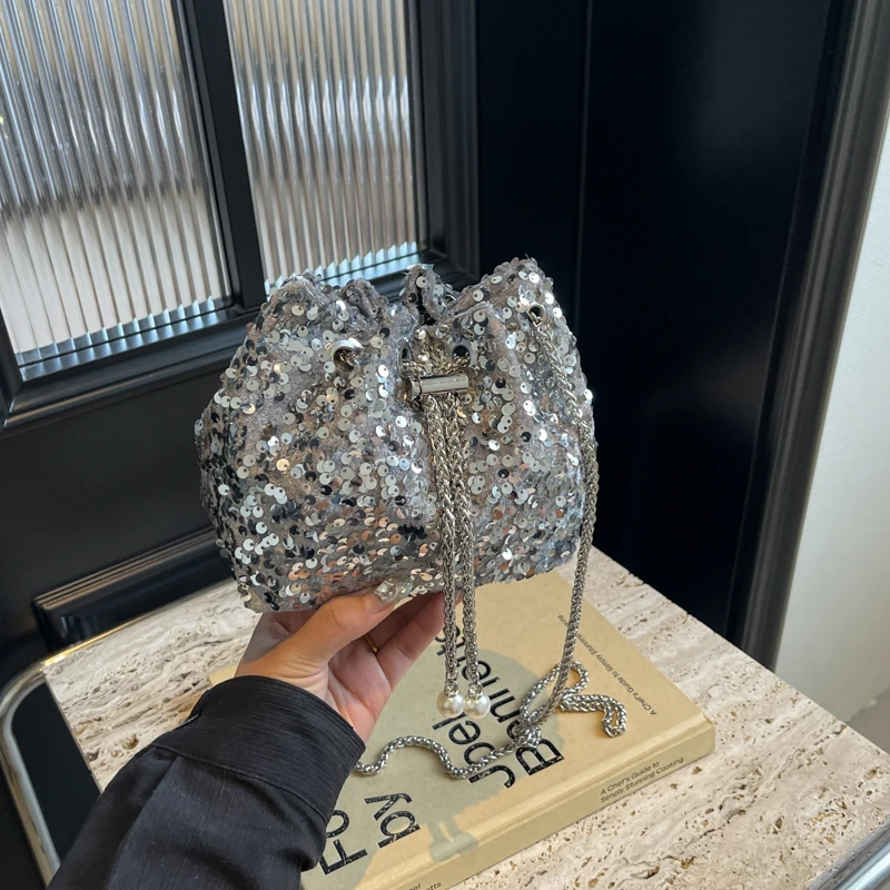 Ручная сумка с пайетками для женщин 2024 новая модная сумка-мешок универсальная