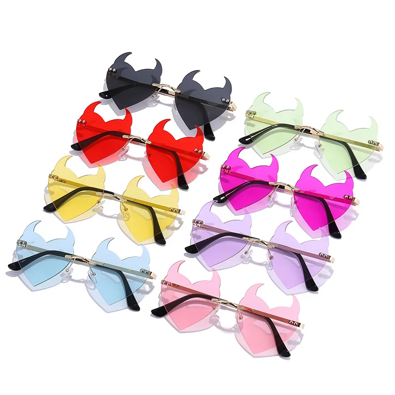 

Fashion Personality Special-Shaped Sunglasses Women Frameless Metal Trend Devil Glasses Selfie Party Funny Accessories Wholesale