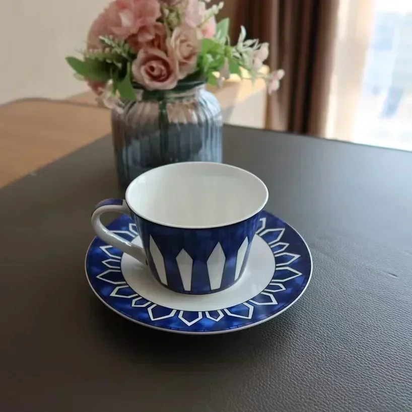 Exotische blaue Platte im europäischen Stil zu Hause Frühstück Persönlichkeit Teller Gericht Home Dekoration Probe dekorative