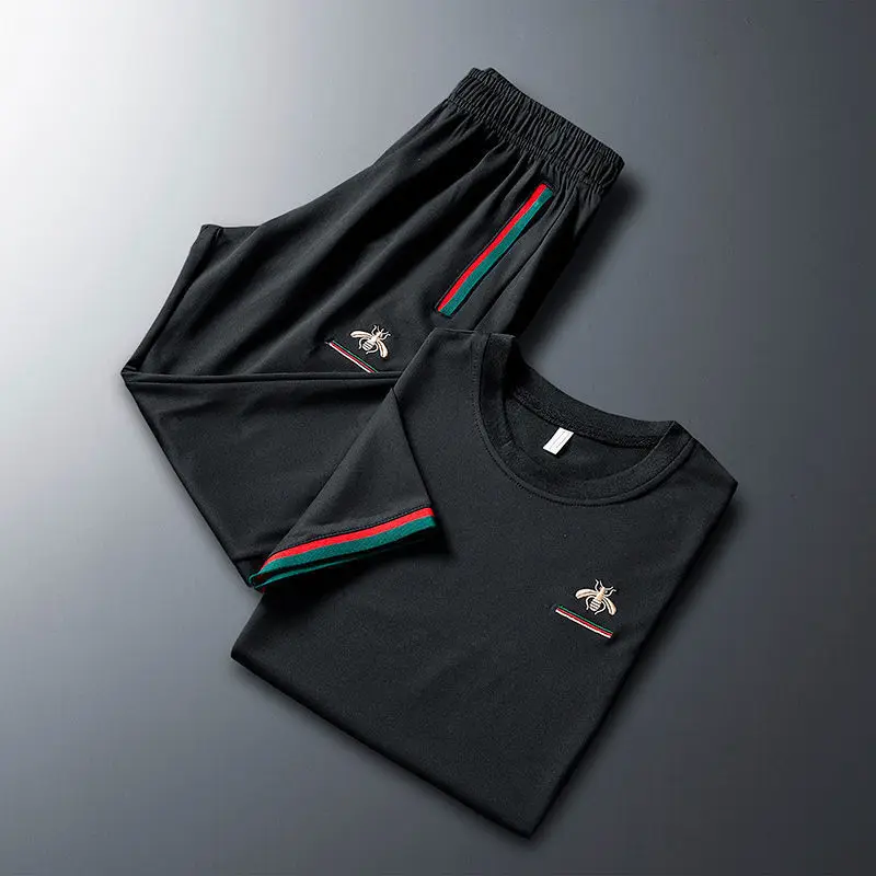 Men's Sets Embroidered Bee Pattern Short-sleeved T-shirt with Leggings and Leisure Sports Plus Size Two-piece Sets  Joggers Set