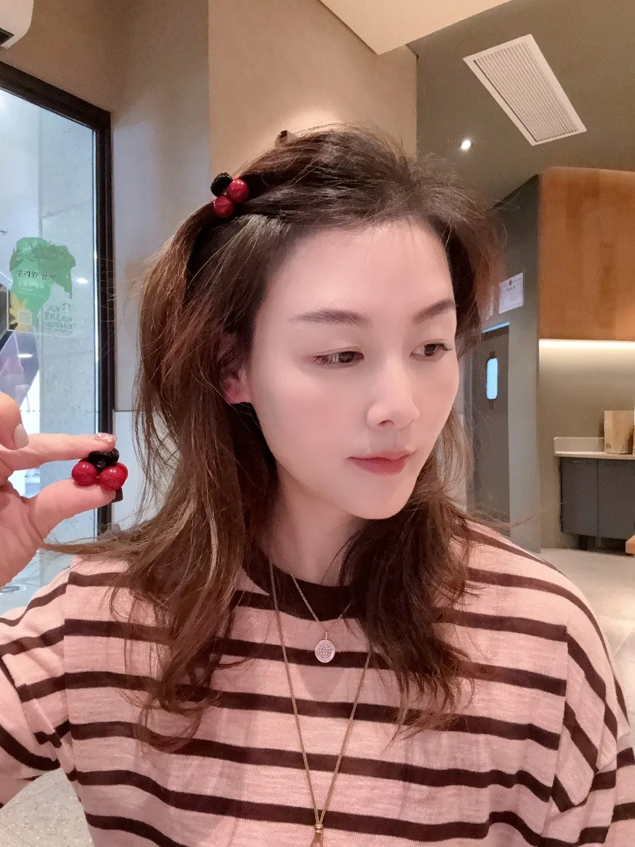 Ankela красная шариковая челка маленькая заколка для челюсти зажим в виде акулы