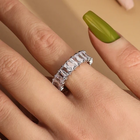 Кольцо XIYILOV из нержавеющей стали с цирконом