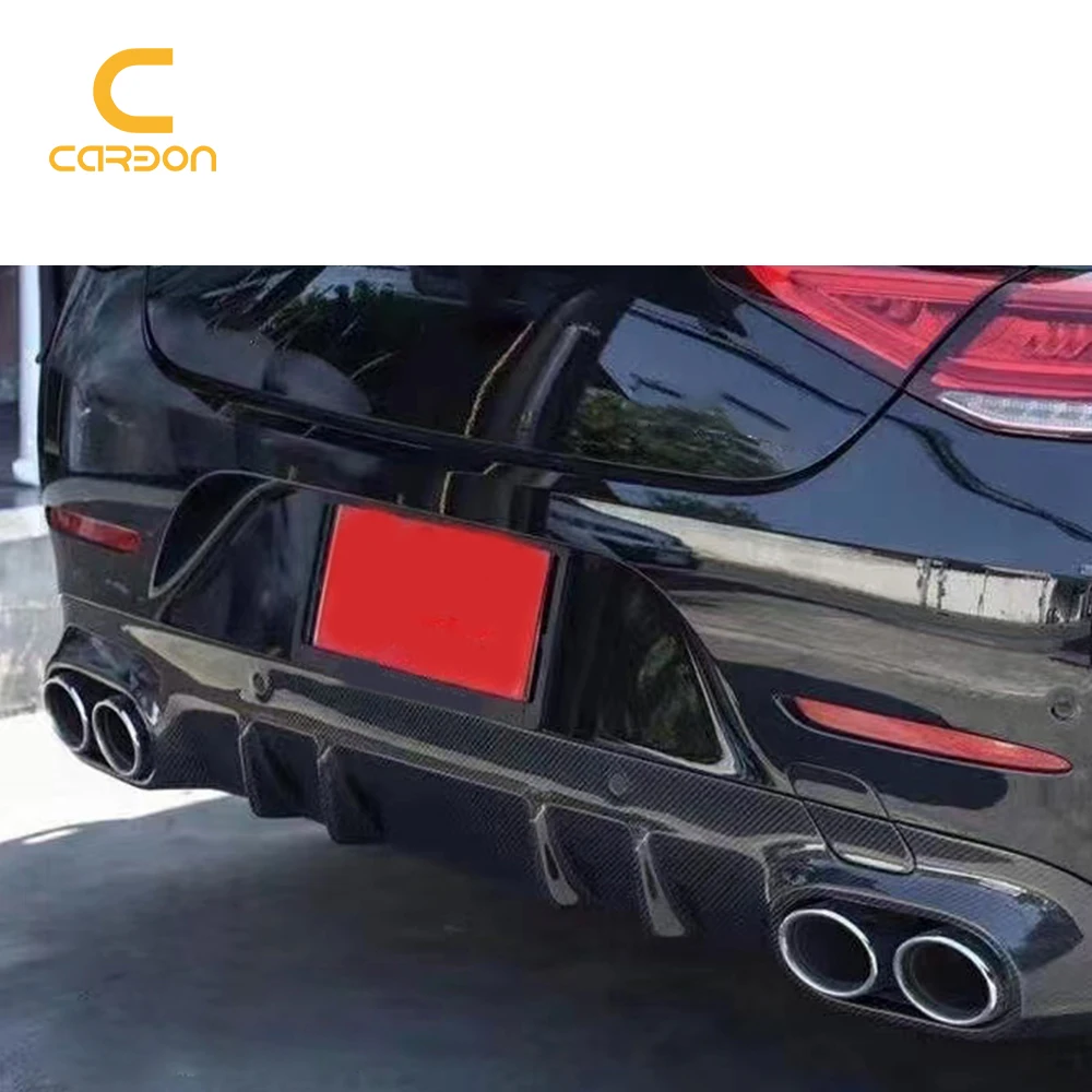 Углеродное волокно Модифицированная четырехсторонняя выхлопная труба с круглым