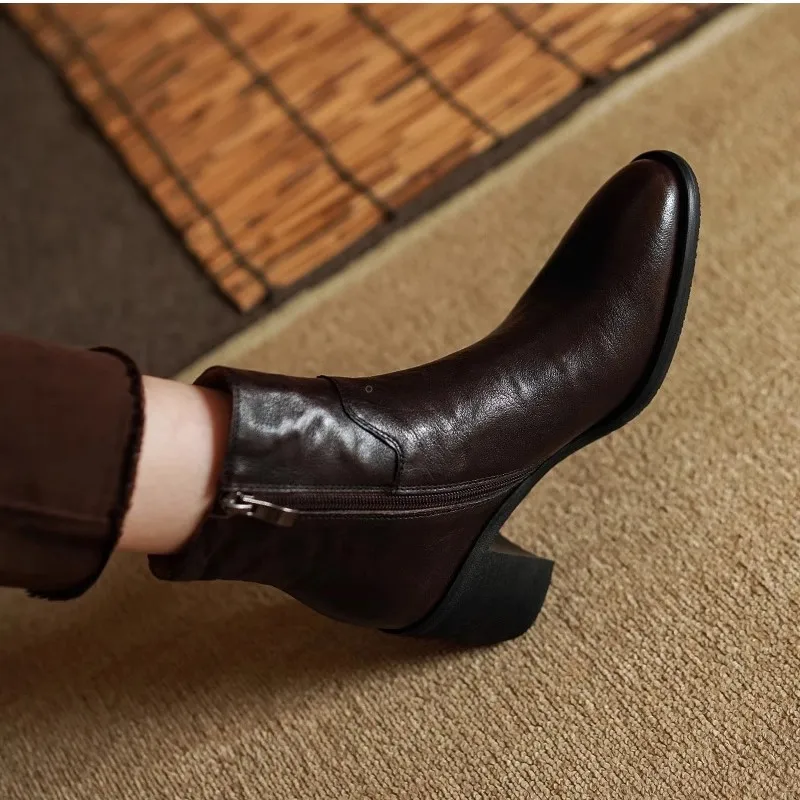 Ботильоны женские на высоком толстом каблуке выразительная обувь из воловьей