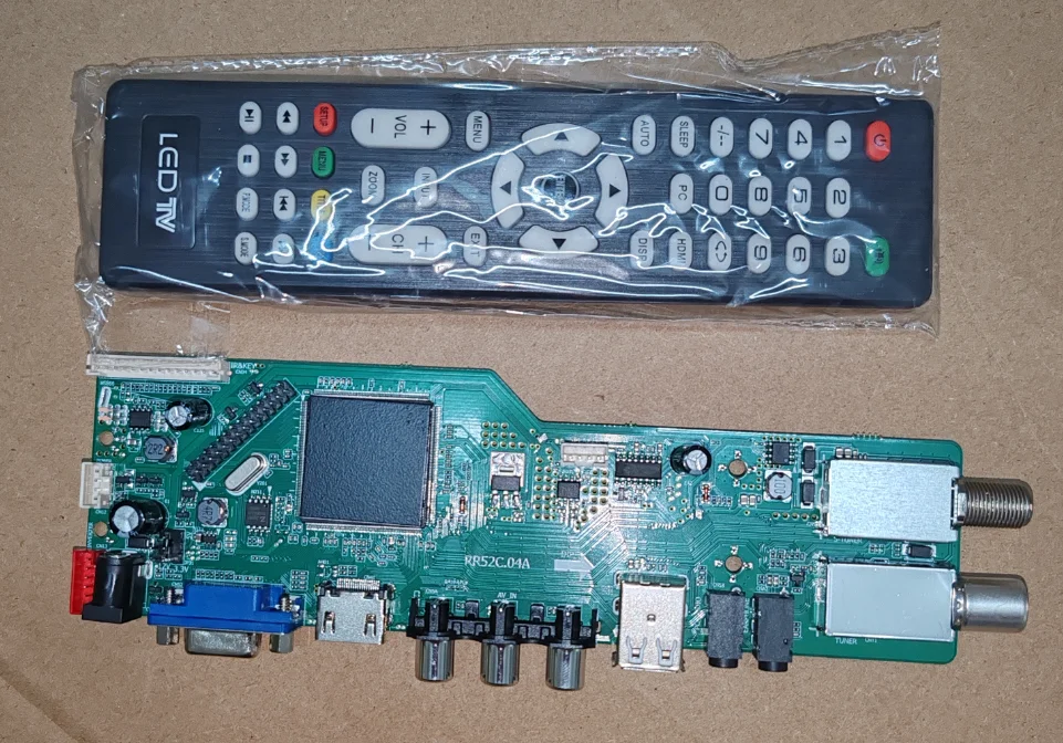Фото Плата драйвера LCD RR52C.04A с поддержкой цифровых сигналов DVB-S2, DVB-C, DVB-T2/T, ATV, универсальная, с двумя USB-портами для воспроизведения медиа. №1