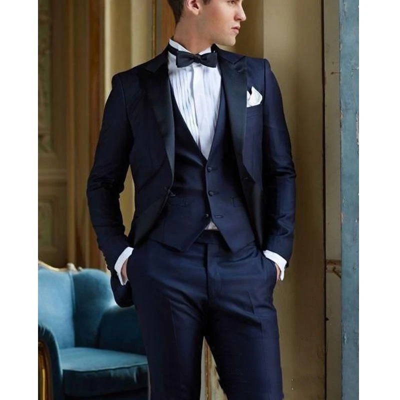 

2022 Latest Designs Navy Blue Slim Fit Suit For Men Bowtie 3 Pieces Smart Business Groom Wedding Blazer Set With Pants and Vests