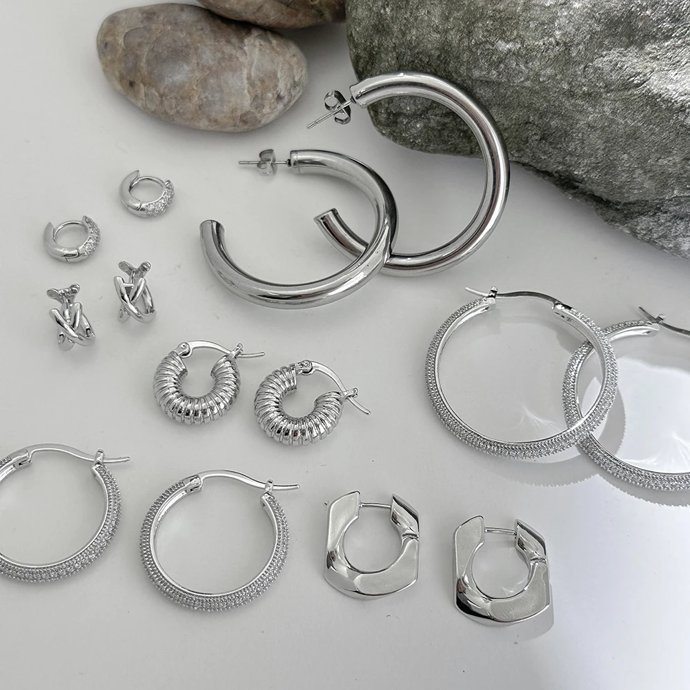 

Punk Minimalist Women Stainless Steel Circle Round Huggie Hoop Earrings Silver Color Twist Chunky Ear Buckle Aretes De Mujer