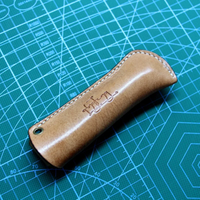 Сшитый вручную нож из воловьей кожи растительного дубления складной кожаный для