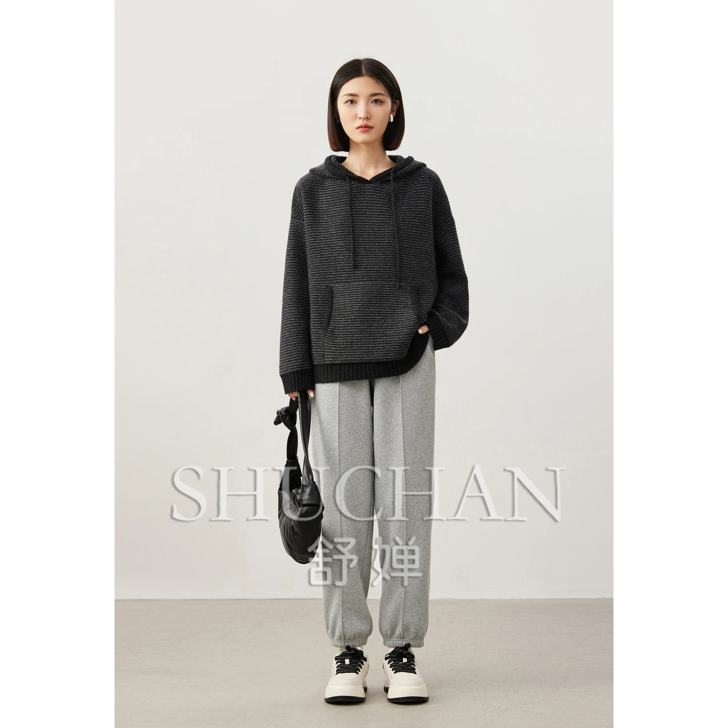 Высококачественный модный свитер