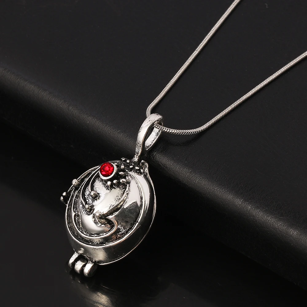 The Vampire Diaries Fashion Move Peripheral Necklace Fans Cosplay Prop for Womem Metal Pendant Jewelry Accessories Toy Gift