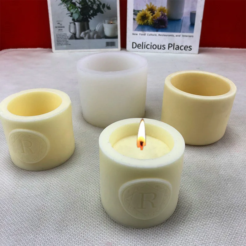

DIY Letter R Handleless Solid Cup Aromatherapy Candle Mold 3D Cup Candle Silicone Mold Handmade Fragrance Ornaments