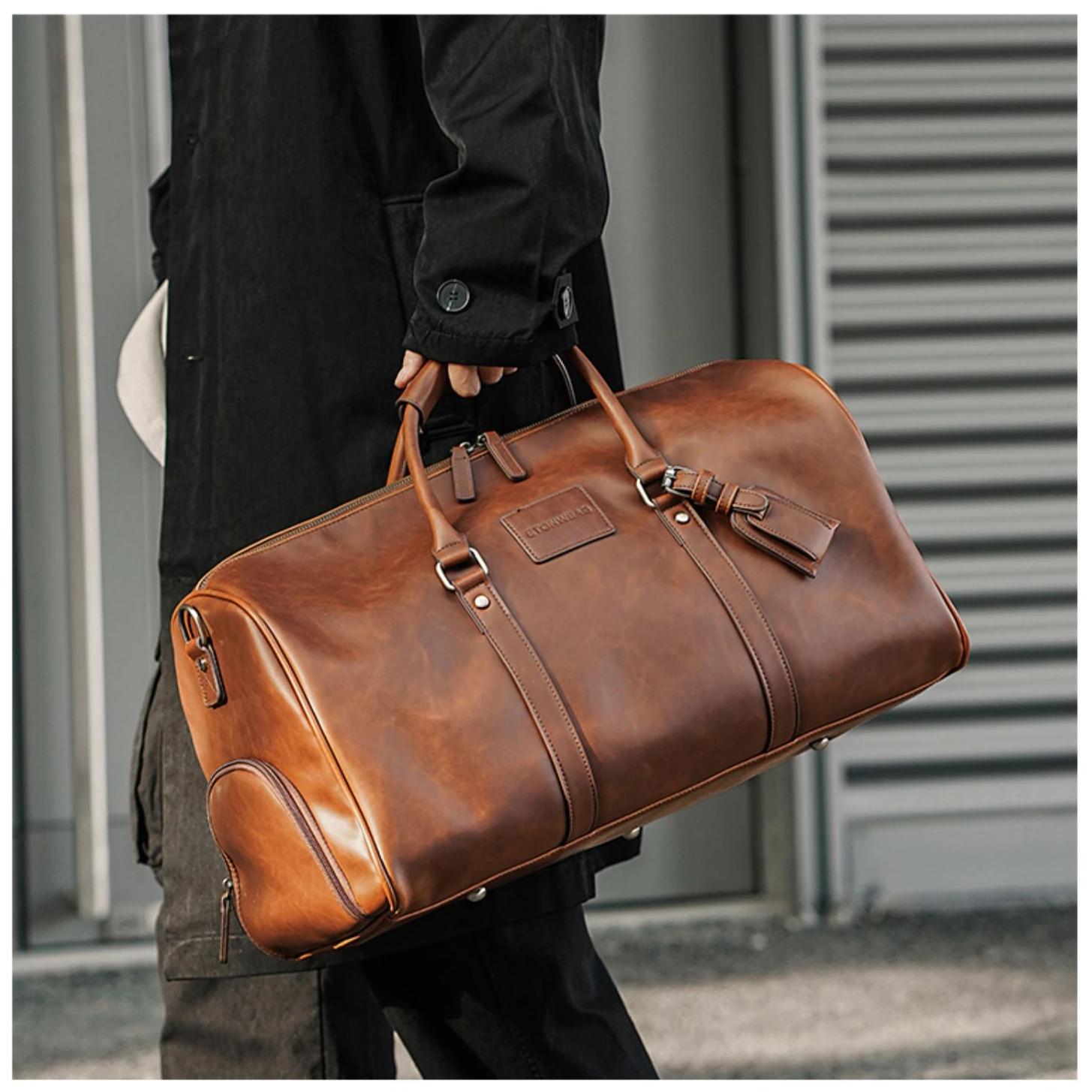 

LUOHANGE Men's Synthetic Leather Large Capacity Short Distance Sports Fitness Bag Travel Bag Fashion Shoulder Duffel Bag