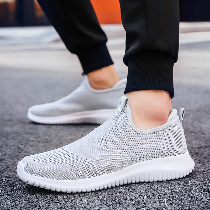 Fashion Men's Walking Shoes Couple Light Breathable Sports Shoes Knitting Casual Sneakers Men
