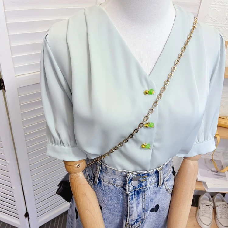 French sle Pearl Buckle V-neck Acetate Satin Short sleeve Shirts Women Summer New Elegant Silk Loose Shirt Top