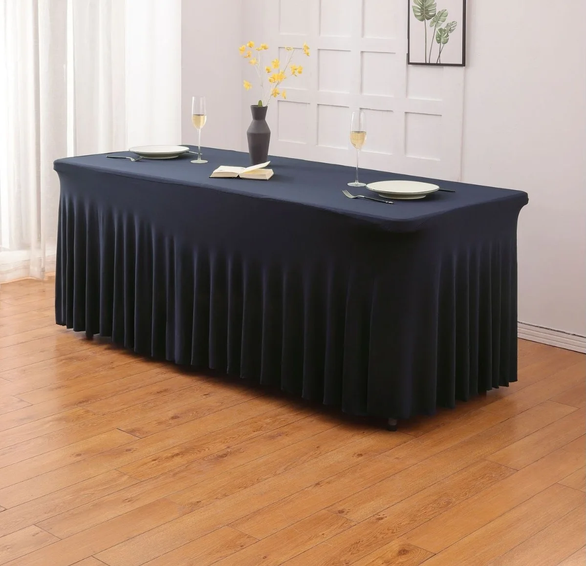 

Эластичная скатерть EVENTSDECOR гладкая молочного цвета
