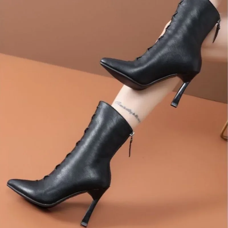 Женские туфли до середины икры осень-зима 2024 женские полувысокие сапоги новые