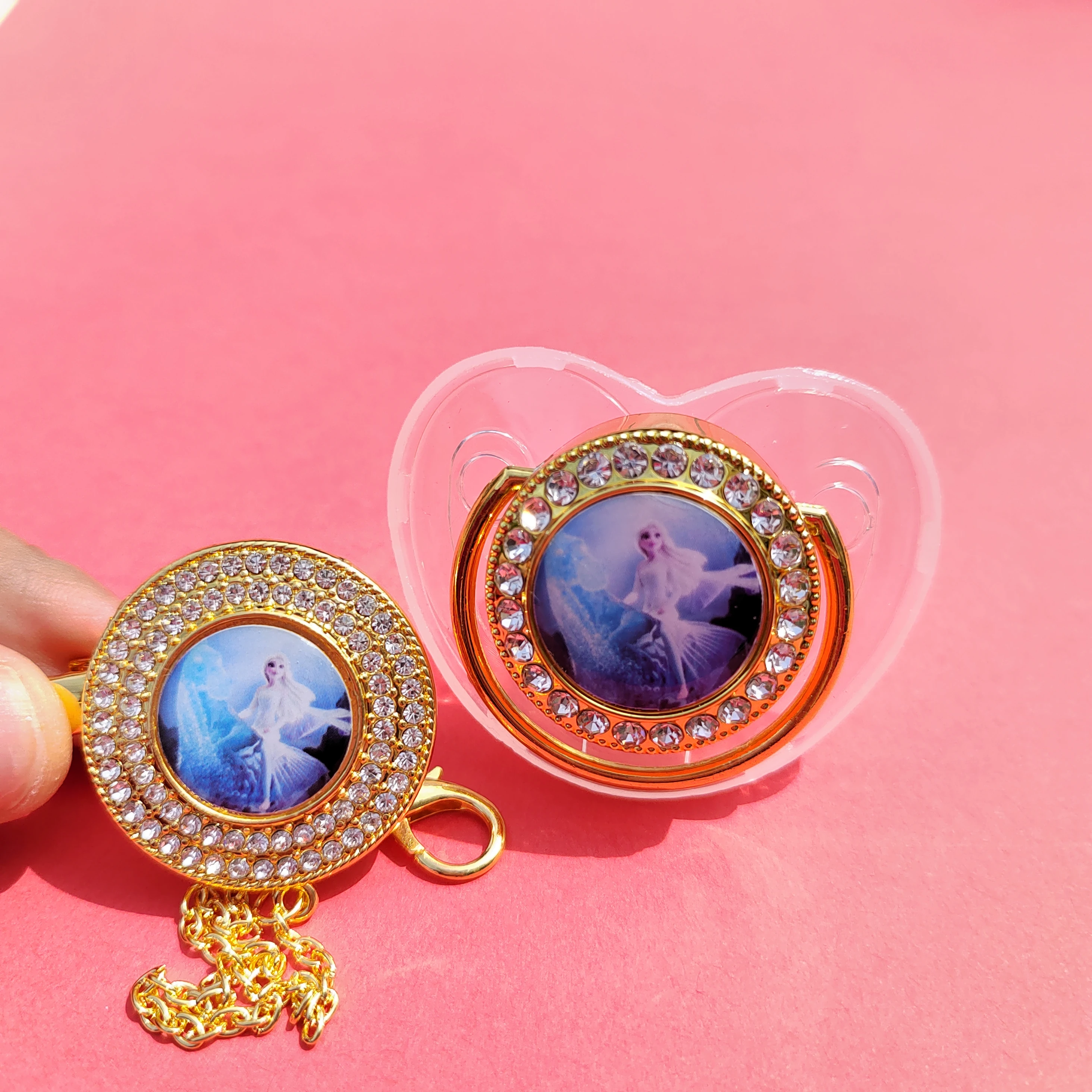 Baby Sleeping Unique Gifts Food Grade Silicone Chupetas De Bebe Double Circle Rhinestones Dummy and Nipples Cover for New Born