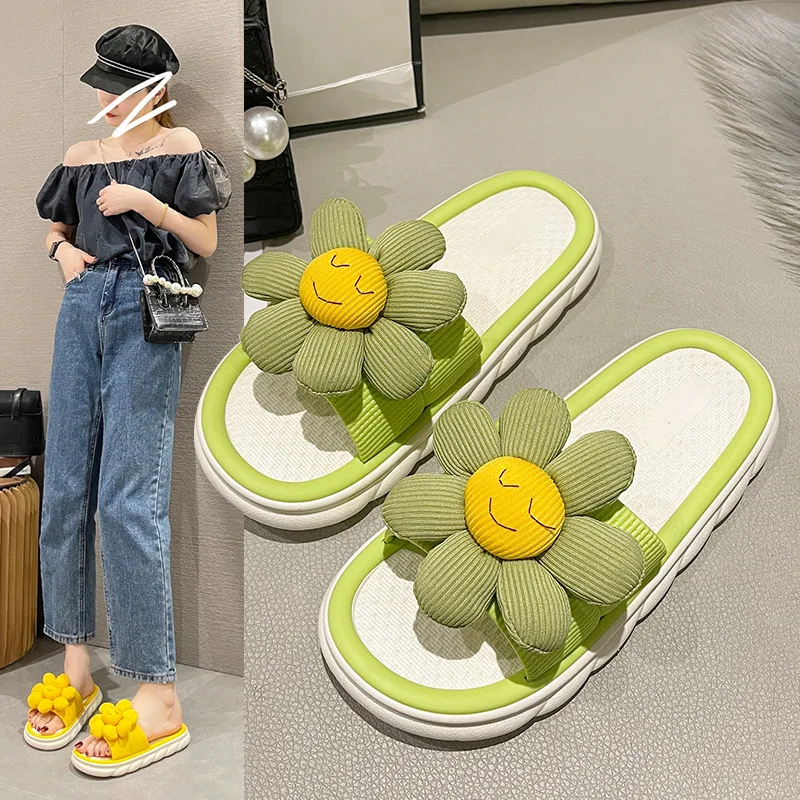 

2023 Summer New Sunflower Slippers Female Fashion Home Indoor Outdoor Beach Soft Bottom Sandals Slippers Anti-slip Chaussons